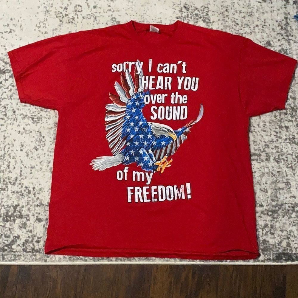 VTG Fruit of the loom freedom Tee‎ size 2XL red